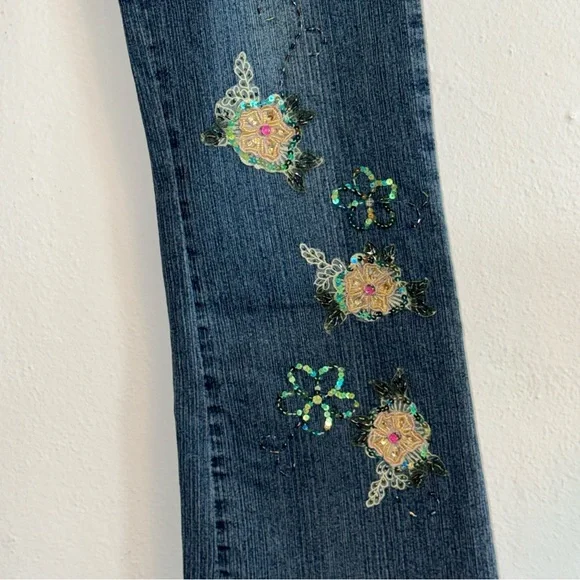 Vintage Daniel Y2K Floral Beaded Jeans - Picture 8 of 13